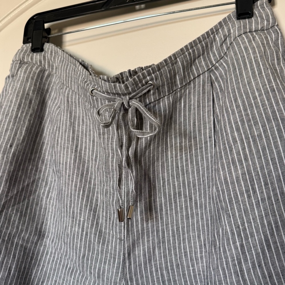Chico’s Striped Gray Drawstring Shorts with pockets NWT cabincore, backyard bbq, - Picture 4 of 12